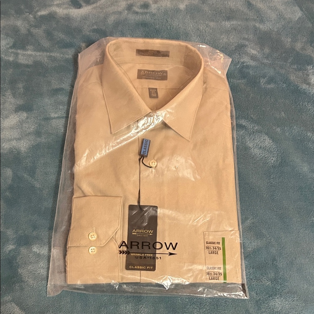 Arrow Men's Classic Fit Tan Dress Shirt Size 16 1/2. 34/35